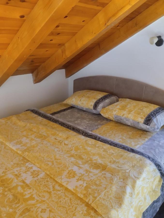Woodstone Apartman بودغوريتْسا المظهر الخارجي الصورة